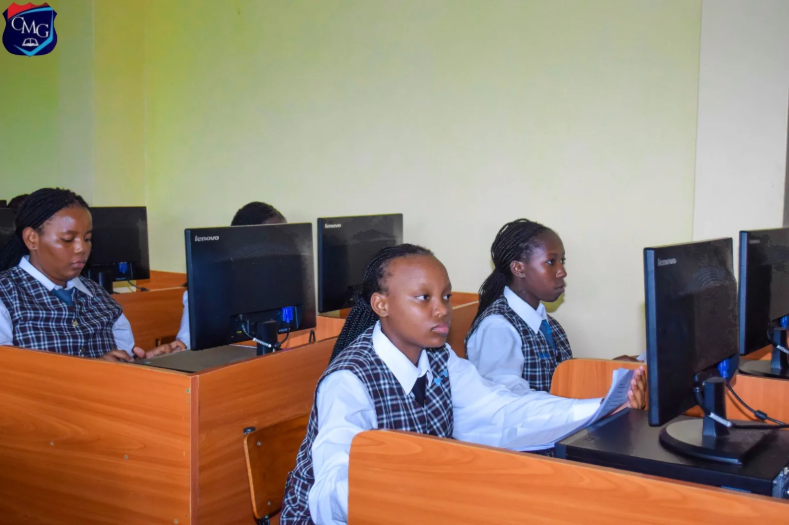 Mang'u Girls students in an ICT lesson at Compuera